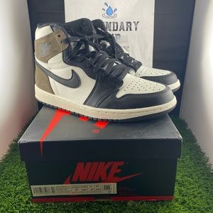 Jordan 1 Retro “Dark Mocha”